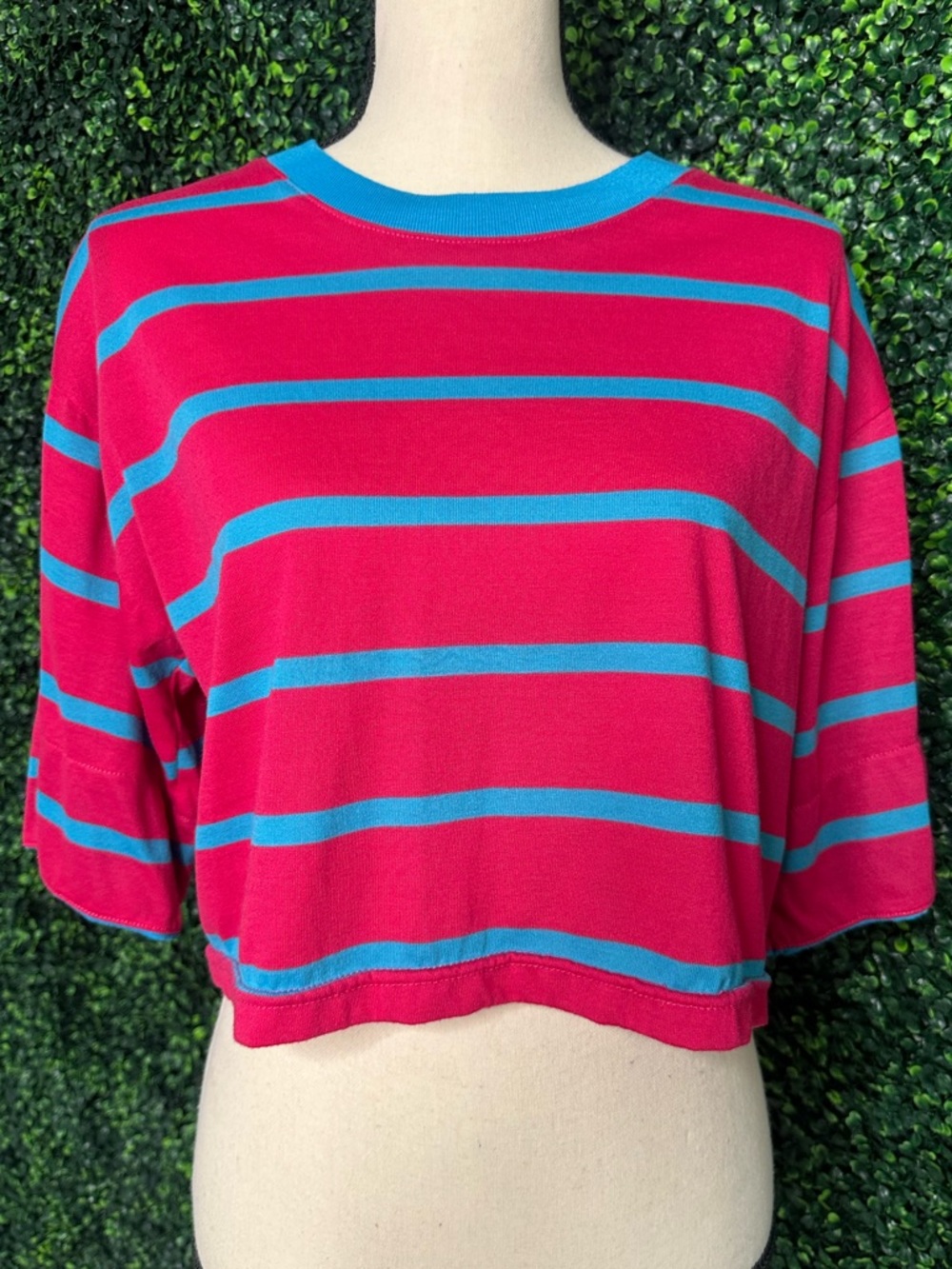 Vtg. Spice of Life Pink Teal Striped Crop Top Boxy Retro 90s Beachy Tee Size M
